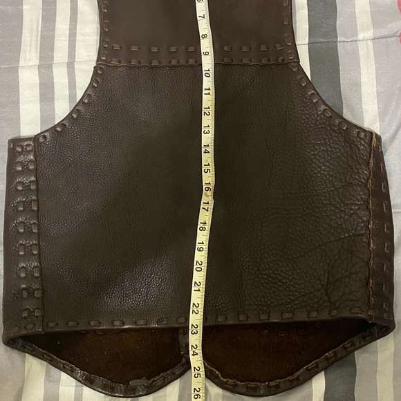 Custom stitched leather vintage motorcycle vest- color Brown with snap buttons - Picture 5 of 7
